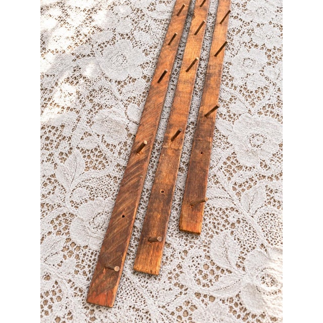 Bring country cottage charm to your home with wooden peg rails for hanging aprons, kitchen towels, baskets, hats, or dried...
