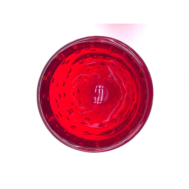 Red Murano Glass Bowls with Trapped Air Bubbles by Scarpo for Venini, 1960s, Set of 2 For Sale - Image 6 of 12