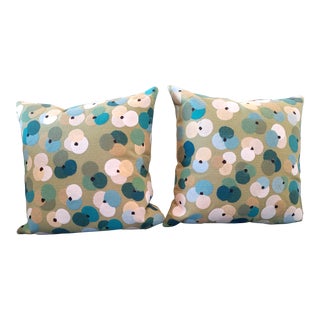 Contemporary Liora Manne Visions II Pansy Indoor/Outdoor Pillows For Sale