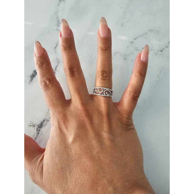 ♥ Product Summary ♥ Main Stone: Diamond Approx. Carat Weight: .25cttw Diamond Color: G/H Diamond Clarity: SI1/SI2 Stone...