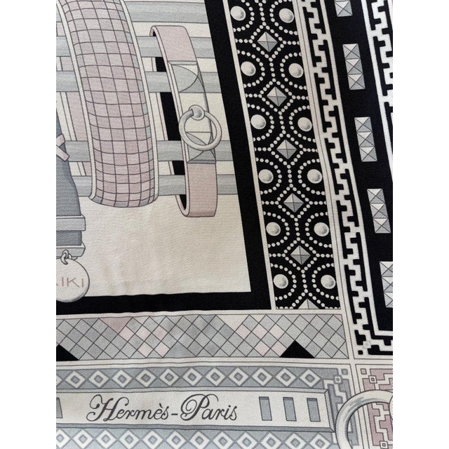 HERMÈS COLLIERS de CHIENS Jamin Virginie 2013 Silk Scarf For Sale - Image 9 of 11
