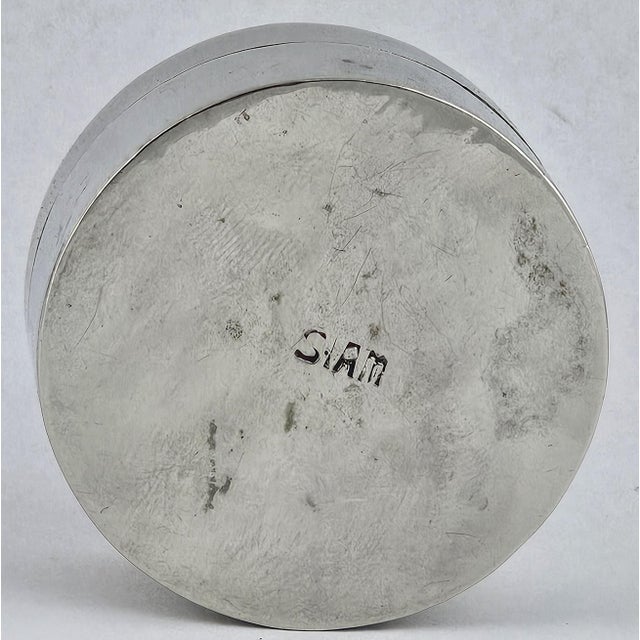 Vintage Siam Sterling Silver Enamel Pill Box Thai Dancers White, Blue & Red For Sale - Image 11 of 12