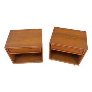 Pair of Mid Century Danish Modern Teak One Drawer Nightstands End Tables MINT! For Sale