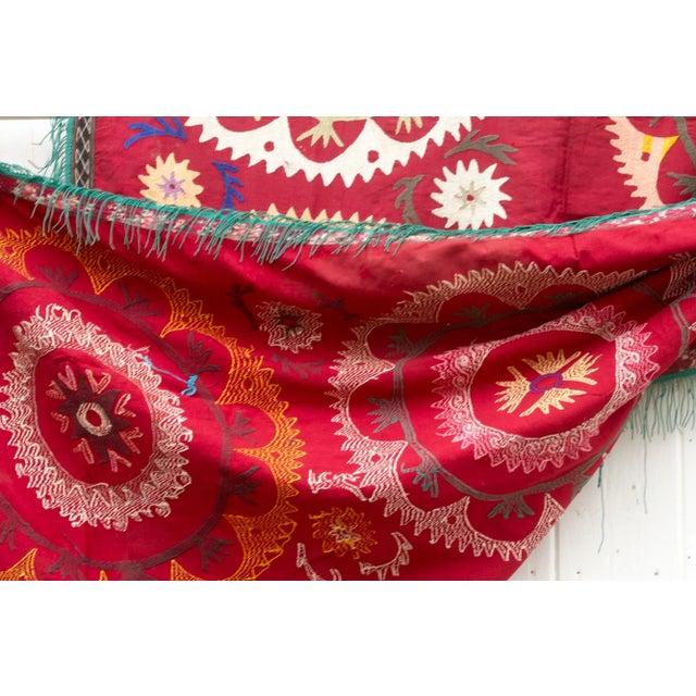 Red Mid-Century Mandawa Suzani Throw For Sale - Image 8 of 9