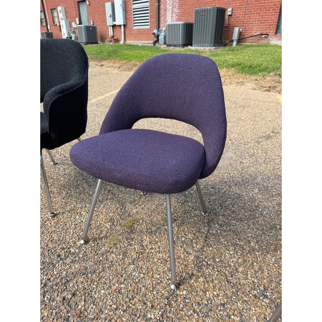 Knoll 1970s Knoll International Upholstered Armchairs — Set of 3 For Sale - Image 4 of 10