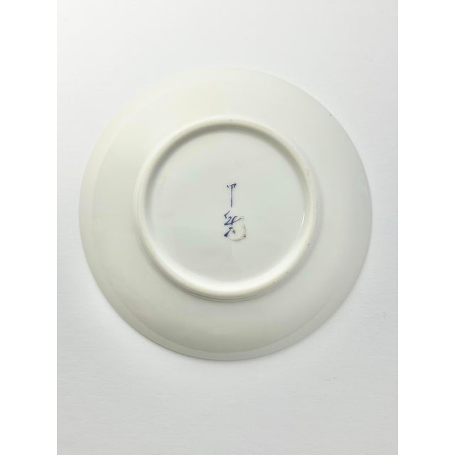 1980s Vintage Porcelain Japanese Imari Arita Flower Demitasse Espresso 8 Cups Saucers - 16 pcs For Sale - Image 11 of 12