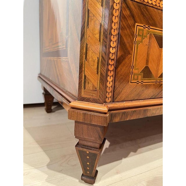 Austrian Louis XVI Commode in Walnut Veneer with Inlays and Gold Plate, 1790s For Sale - Image 14 of 18