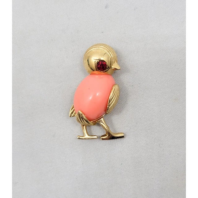 Metal Vintage 1960s Signed Napier Small Goldtone Faux-Coral Chick Brooch For Sale - Image 7 of 8
