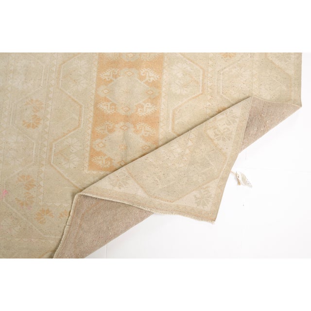Vintage Distressed Turkish Oushak Rug in Monochromatic Cream and Soft Sand For Sale - Image 4 of 10