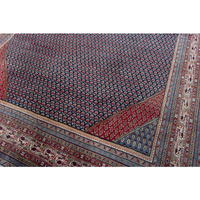 Hand-Knotted Oriental Rug in Wool For Sale - Image 6 of 12