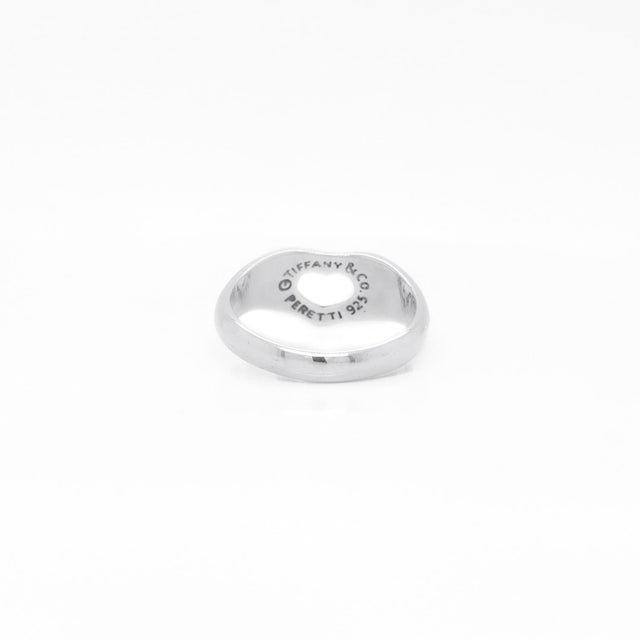 Late 20th Century Tiffany & Co. Open Heart Sterling Silver Ring by Elsa Peretti For Sale - Image 5 of 8