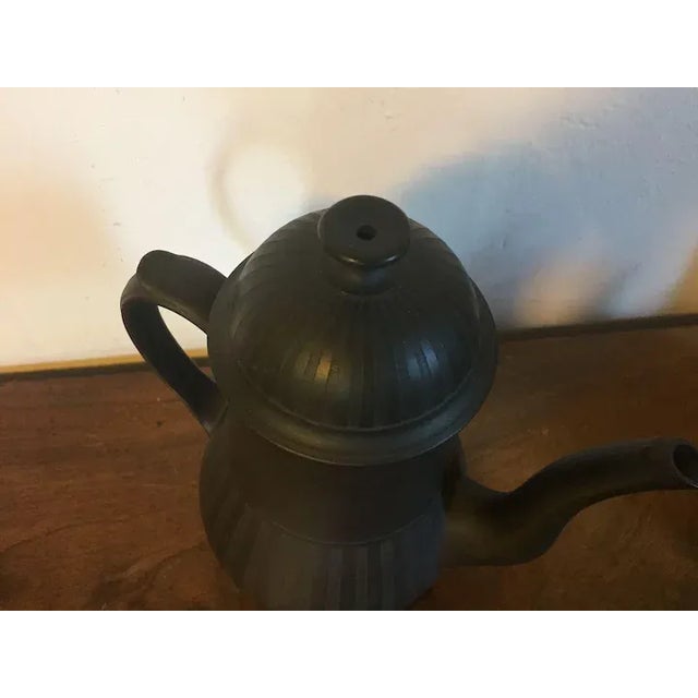 Antique 18th Century English Wedgwood Black Basalt Engine Turned Coffee Pot For Sale In New York - Image 6 of 11
