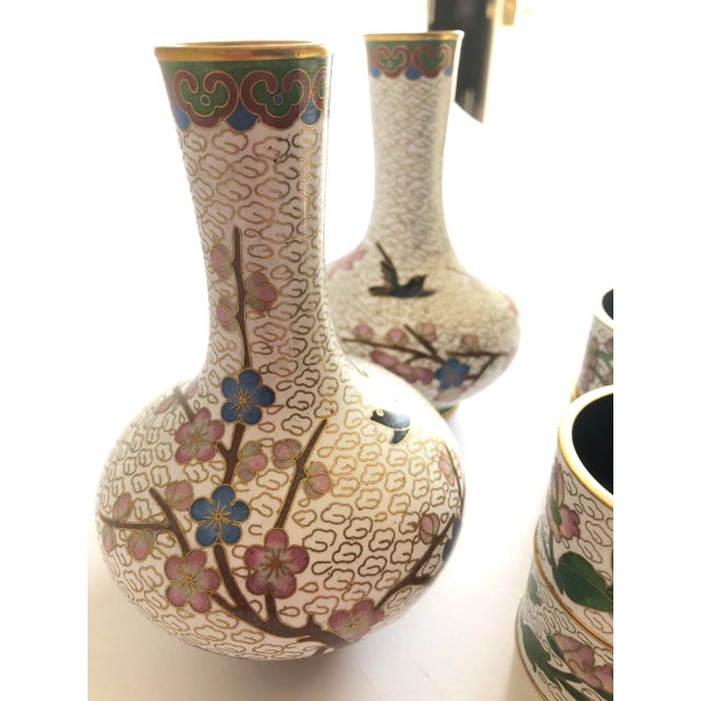 1970s Chinese Cloisonne Bud Vases and Napkin Rings - 6 Pieces For Sale - Image 5 of 10