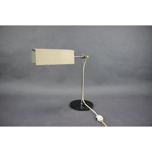 Contemporary German Minimalist Bauhaus Chrome Table Lamp, 1970s For Sale - Image 3 of 11