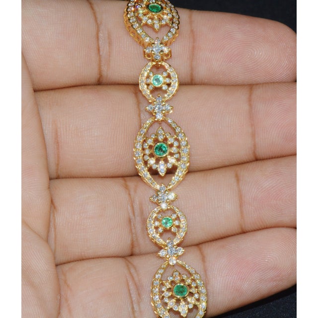 Certified Natural 5.2cts vs F Diamond Emerald 18k Solid Gold Bracelet For Sale - Image 10 of 12