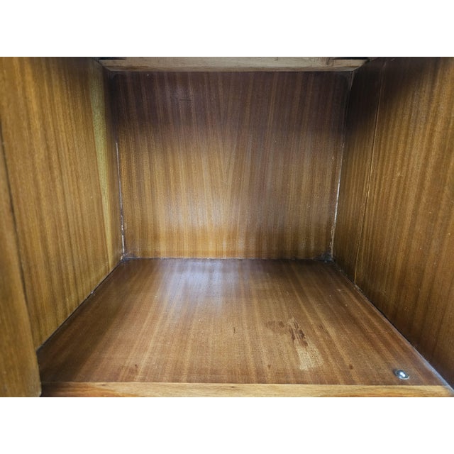 Chippendale Bedside Tables with Curved Doors and Carved Legs, 1950, Set of 2 For Sale - Image 11 of 15