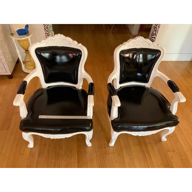 Add a touch of French elegance to your space with this pair of Louis XVI armchairs. These chairs, made from high-quality...