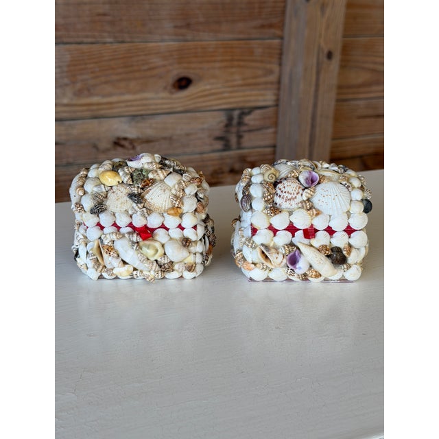 Pair of Vintage Shell Encrusted Velvet Lined Trinket or Ring Boxes For Sale - Image 4 of 11