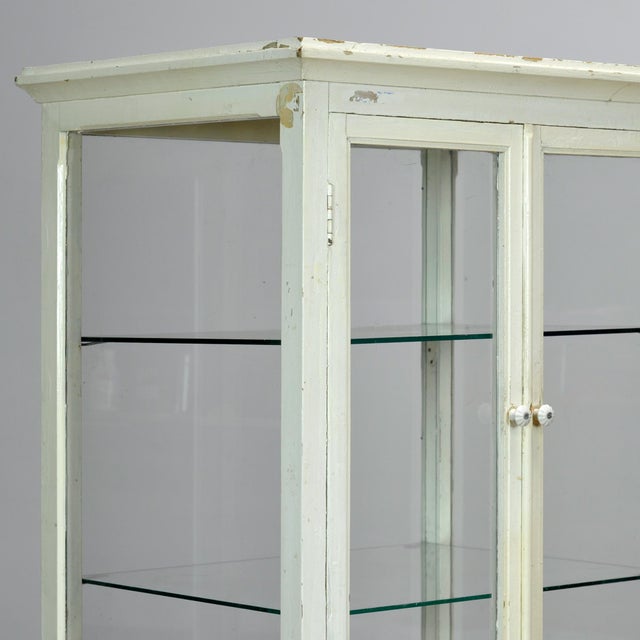 1920s Japanese Medical Display Cabinet, 1920s For Sale - Image 5 of 13