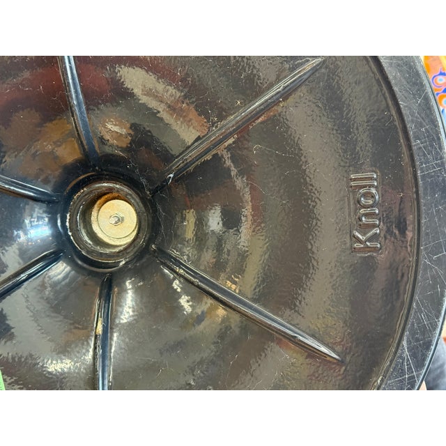 Eero Saarinen for Knoll Marble Pedestal Tulip Dining Table For Sale In Palm Springs - Image 6 of 12