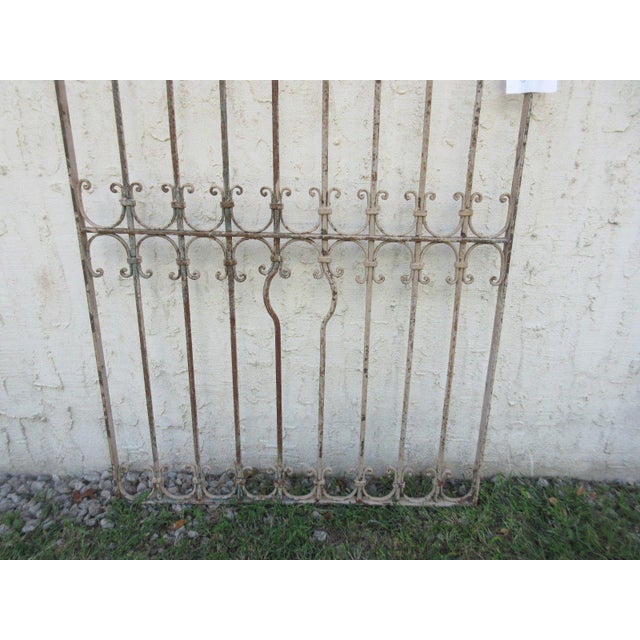 1900 - 1909 Antique Victorian Iron Gate For Sale - Image 5 of 7