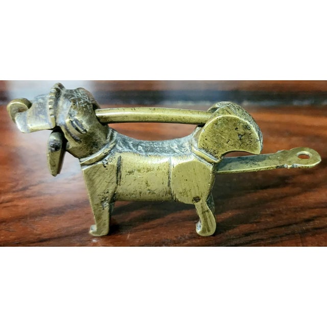 Very Rare Antique Early 19th Century Chinese Brass Foo Dog Lock & Key. For Sale - Image 9 of 10