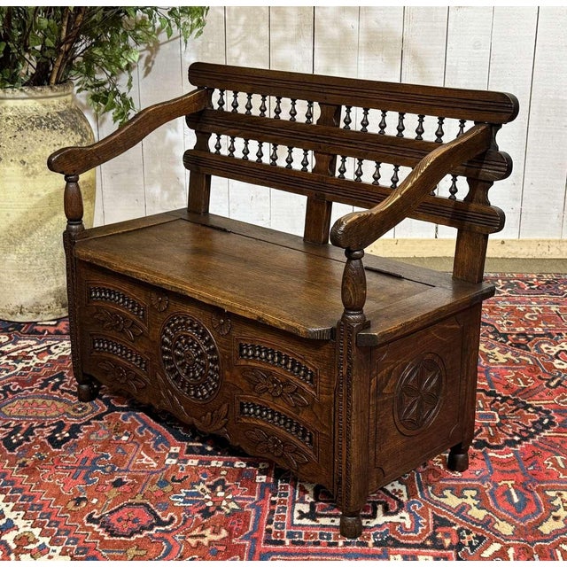 19th century Breton chestnut storage bench - L=96cm, D=48cm, H=79cm, seat H=42cm.