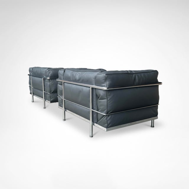 LC3 Down Cushions Y Leather Armchairs by Le Corbusier for Cassina, 1990s, Set of 2 For Sale - Image 6 of 11