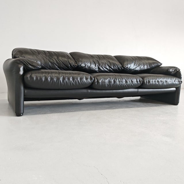 Mid-Century Modern Black Leather Maralunga Sofa, 1970s For Sale - Image 3 of 18