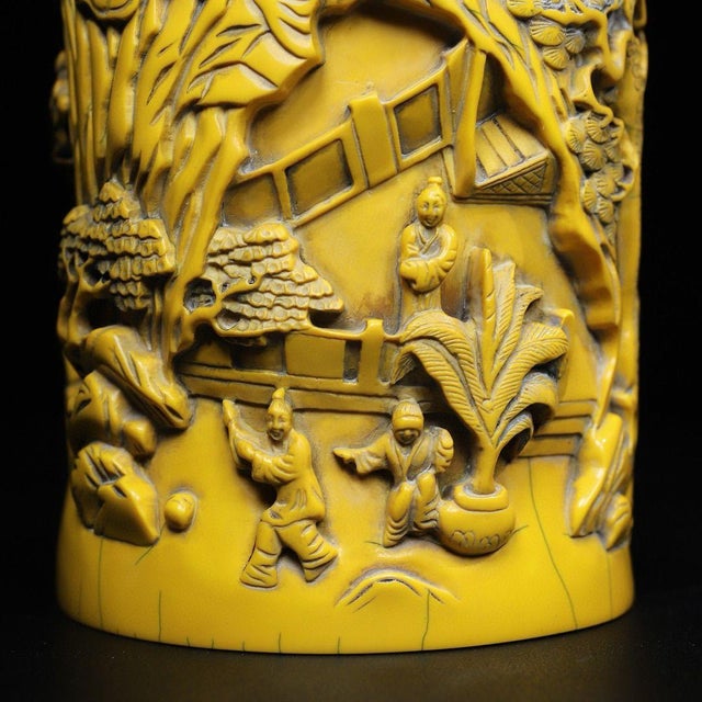 Mid 20th Century Vintage Chinese Faux Ivory "Bo Le Appraises a Horse" Carved Brush Pot - 1750g For Sale - Image 5 of 10