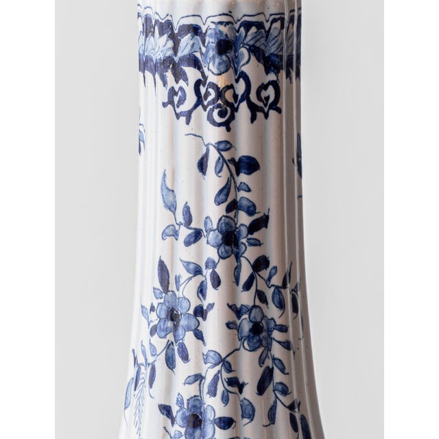 Delft-Style Blue and White Ceramic Table Lamp by Samson, 1880-1910 For Sale - Image 6 of 17