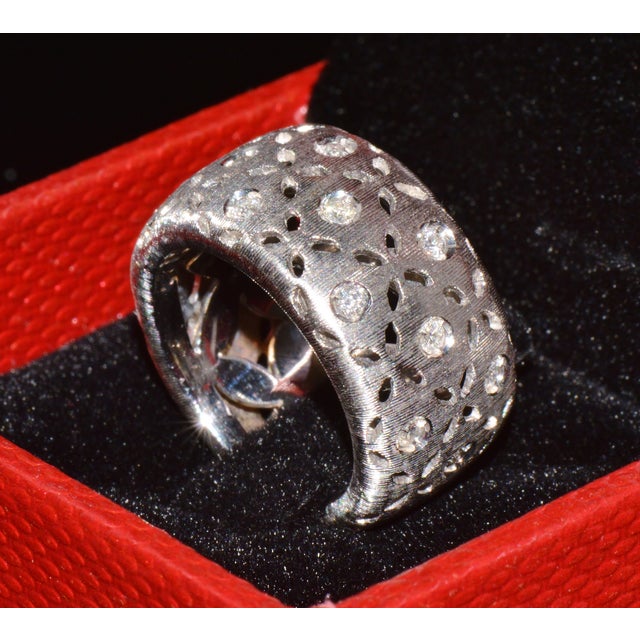 Authentic Roberto Coin Granada Natural 0.32Ct Diamond 18k White Gold Wide Band Ring, Size 6.5 For Sale - Image 14 of 16