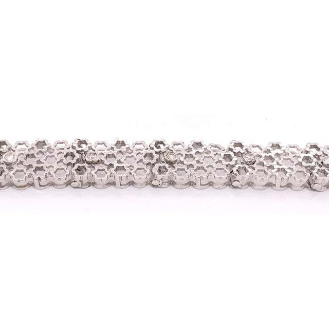 Metal 14 Karat White Gold Contemporary Bracelet With Round Diamonds For Sale - Image 7 of 10