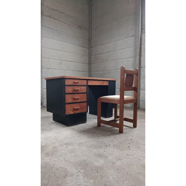 A unique custom made desk in the so called Haagse School stijl. The desk is made in a modular construction which is...