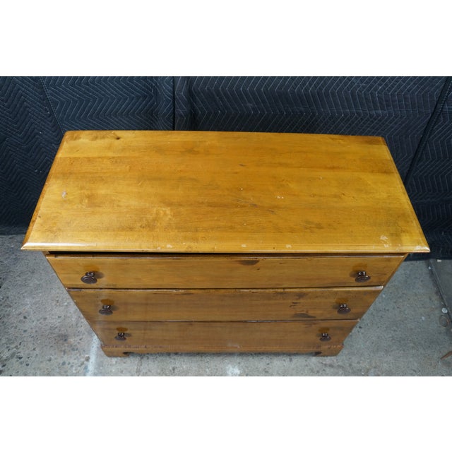 Early 20th Century Antique American Country Farmhouse Maple and Pine Three Drawer Chest Dresser 42" For Sale - Image 5 of 17