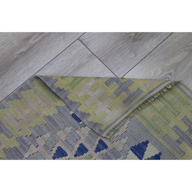 Textile 1980s Vintage Geometric Anatolian Kilim For Sale - Image 7 of 9