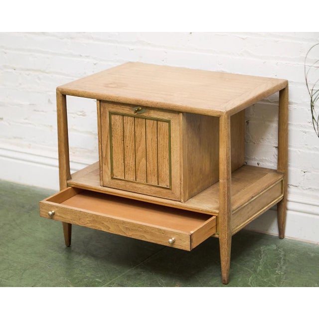 Mid 20th Century Vintage End Table For Sale - Image 9 of 12