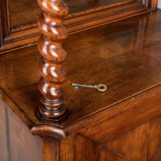 Wood 19th Century French Mahogany Display Cabinet in Louis Philippe Style For Sale - Image 7 of 13