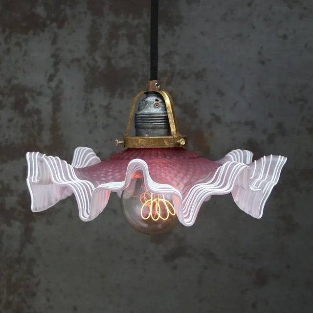 French Art Nouveau glass lamp Brass bulb holder with white pink glass shade. 2 meter black cotton flex E27 / E26 Up to...