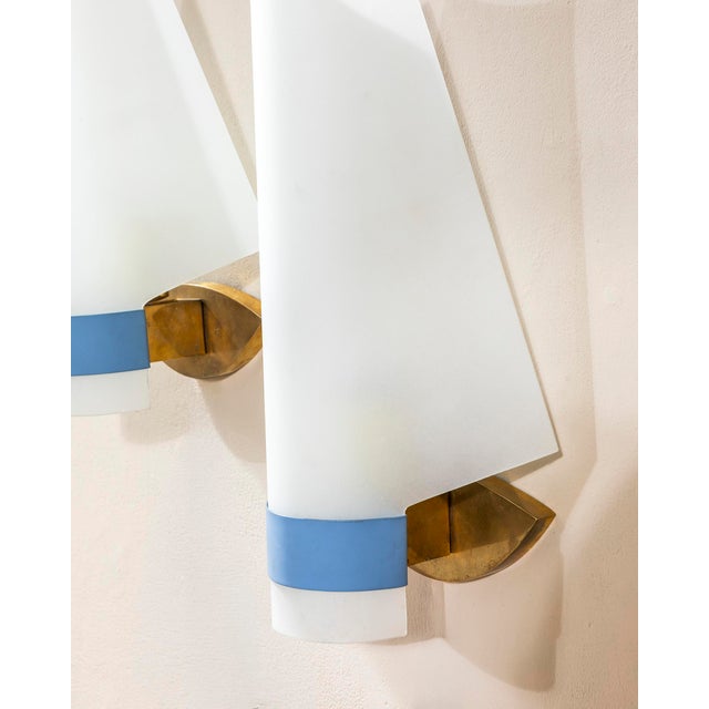 Stilnovo Brass and Acrylic Glass Wall Lights from Stilnovo, 1950s, Set of 2 For Sale - Image 4 of 8
