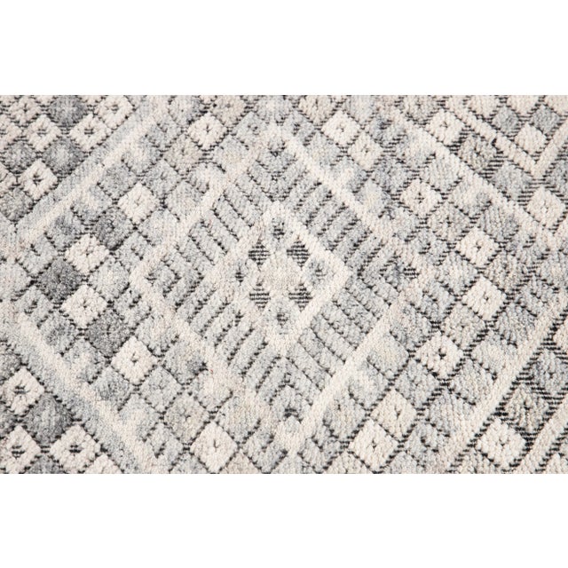 Gray 21st Century Modern Textured High Low Wool Rug For Sale - Image 8 of 13