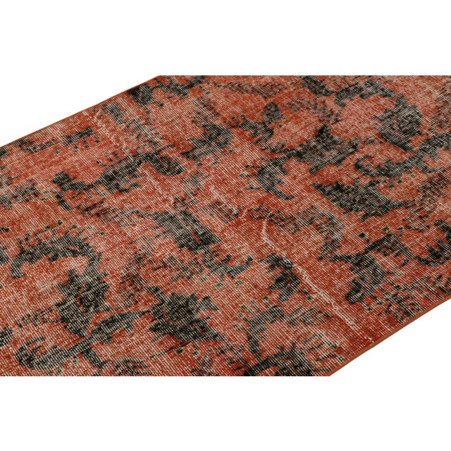 Rug & Kilim 1960s Vintage Zeki Müren Art Deco Rug With Geometric Patterns For Sale - Image 4 of 7