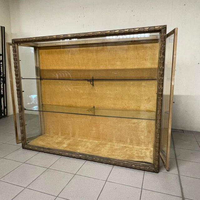 Vintage Display Cabinet with Carved and Gilded Wooden Frame, 1940s For Sale - Image 13 of 18