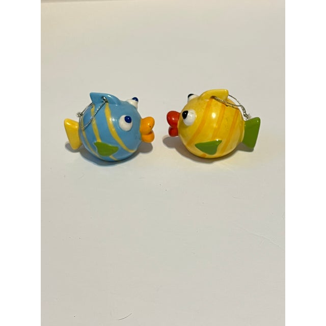 Vintage Ceramic Whimsical Bubble Fish Salt and Pepper Shakers For Sale - Image 4 of 7