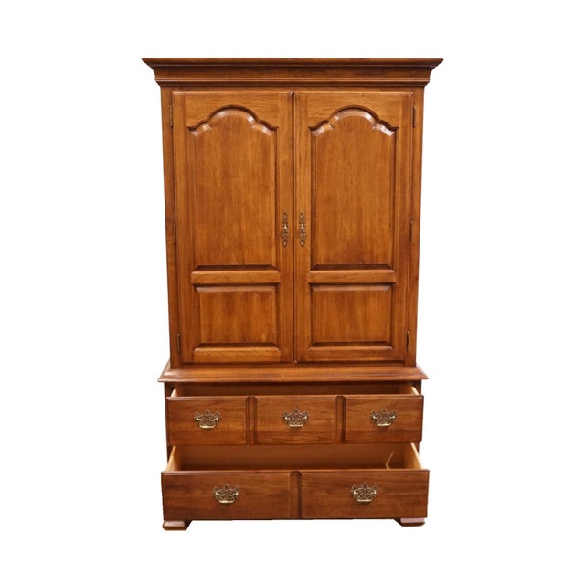 Brown Thomasville Furniture Fisher Park Collection 44" Door Chest 21611-330 For Sale - Image 8 of 15