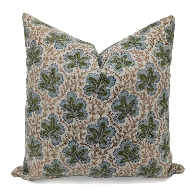 Transform your living area into a haven of style and comfort with Fabdivine’s luxurious hand-block-printed pillow covers....