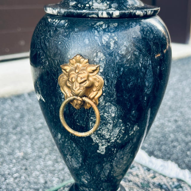 Stone Mid-Century Italian Marble Drinks Table or Plant Stand For Sale - Image 7 of 12