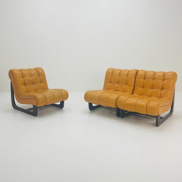 Mid-Century Armchair in Wood and Leather, 1960s For Sale - Image 10 of 11