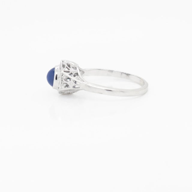 Metal Star Sapphire Cabochon & 14k White Gold Art Deco Style Filigree Ring For Sale - Image 7 of 11