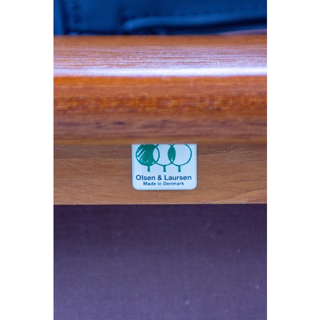 Vintage Teak and Leather 2-Seater Sofa from Olsen & Laursen, 1980s For Sale - Image 6 of 17